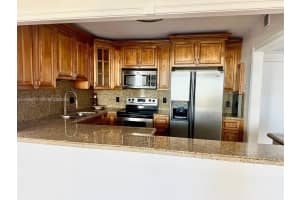 2500 Parkview Dr APT 1210, Hallandale Beach, FL 33009, - MLS#A12006910