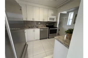 8060 Fairview Dr 101, Tamarac