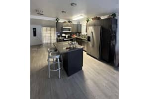 18 NW 57th St, Miami, FL 33127, - MLS#A12006934