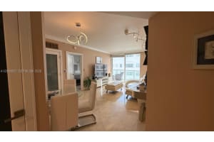 6365 Collins Ave APT 906, Miami Beach, FL 33141, - MLS#A12006951