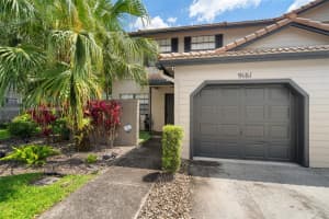 9161 Vineyard Lake Dr #9161, Plantation, FL 33324, - MLS#A12006978