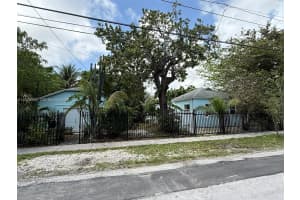 294 NE 57th St #1, Miami, FL 33137, - MLS#A12006994