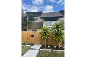 11141 Sw 70th Ter, Miami