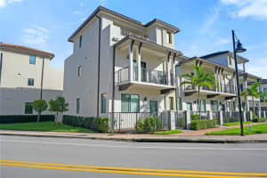 8387 NW 43rd St, Doral, FL 33166, - MLS#A12007043