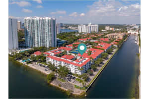 3245 Ne 184th St 13109, Aventura