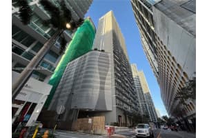 77 Se 5th Street 1014, Miami