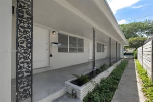 923 N 17th Ave #2, Hollywood, FL 33020, - MLS#A12007086