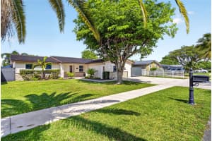 7434 SW 129th Ct, Miami, FL 33183, - MLS#A12007087