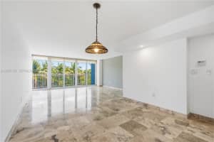 7824 Collins Ave #401, Miami Beach, FL 33141, - MLS#A12007108