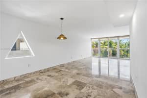 7824 Collins Ave #401, Miami Beach, FL 33141, - MLS#A12007108