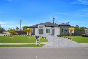 105 Nelson Rd S, Cape Coral, FL 33991, - MLS#A12007129