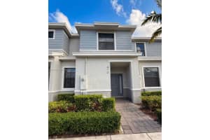 470 NE 12th St, Florida City, FL 33034, - MLS#A12007162