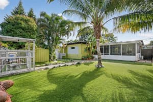 270 NW 106th St, Miami, FL 33150, - MLS#A12007172