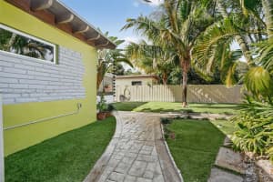 270 NW 106th St, Miami, FL 33150, - MLS#A12007172