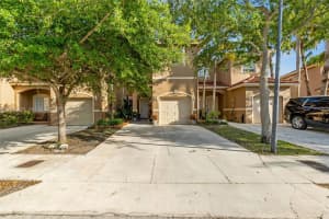 8546 SW 214th Way, Cutler Bay, FL 33189, - MLS#A12007191
