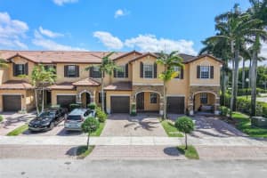 3728 NE 3rd Ct, Homestead, FL 33033, - MLS#A12007192