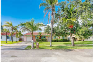 11211 SW 138th Terrace, Miami, FL 33176, - MLS#A12007194