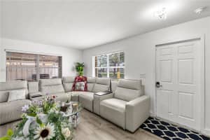 203 NE 12th Ave #203, Homestead, FL 33030, - MLS#A12007202