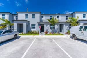 27704 SW 156th Ct, Miami, FL 33187, - MLS#A12007220