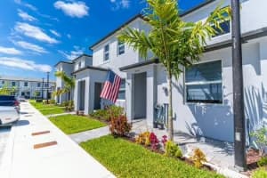 27704 SW 156th Ct, Miami, FL 33187, - MLS#A12007220