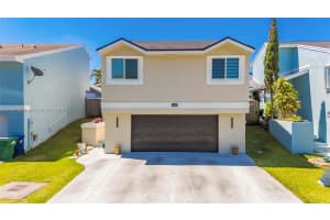 10048 SW 221st St Rd, Cutler Bay, FL 33190, - MLS#A12007226