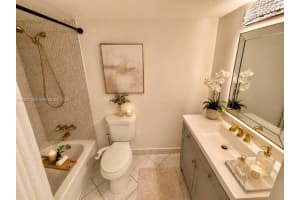 2101 Atlantic Shores Blvd APT 108, Hallandale Beach, FL 33009, - MLS#A12007234