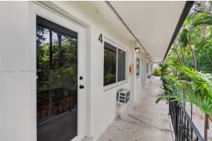428 Collins Ave APT 4, Miami Beach, FL 33139, - MLS#A12007248