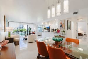 400 Leslie Dr 319, Hallandale Beach