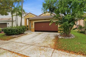 1004 Golden Cane Dr, Weston, FL 33327, - MLS#A12007254
