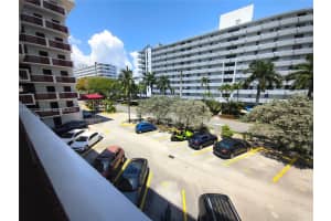 3660 NE 166th St APT 302, North Miami Beach, FL 33160, - MLS#A12007273