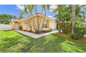 17626 SW 20th St, Miramar, FL 33029, - MLS#A12007276