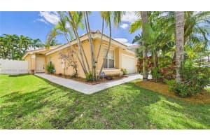 17626 SW 20th St, Miramar, FL 33029, - MLS#A12007276