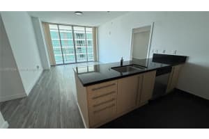 79 SW 12th St Apt 2509-S, Miami, FL 33130, - MLS#A12007284