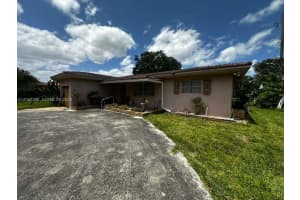 15 Nw 88th St, El Portal