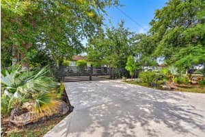 12310 Sw 216th St, Miami