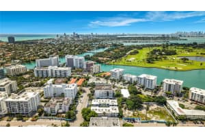 9280 Bay Harbor Terrace APT 25, Bay Harbor Islands, FL 33154, - MLS#A12007315