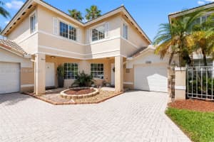 17086 NW 22nd St, Pembroke Pines, FL 33028, - MLS#A12007316