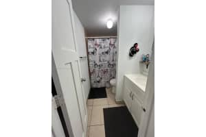 1100 NE 1st Ct APT 104, Hallandale Beach, FL 33009, - MLS#A12007337