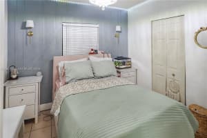 571 E 60th St, Hialeah, FL 33013, - MLS#A12007397