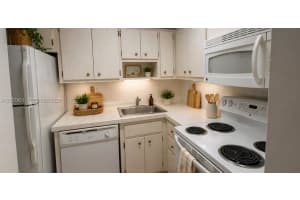 2899 Collins Ave APT 1040, Miami Beach, FL 33140, - MLS#A12007421