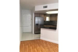 B, 8205 Lake Dr #204, Doral, FL 33166, - MLS#A12007495