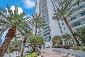 1331 Brickell Bay Dr 3609, Miami