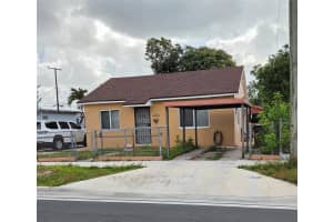 4795 E 8th Ct, Hialeah