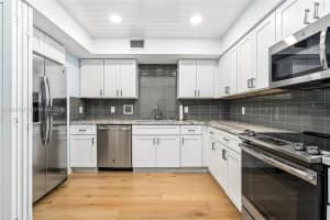 2808 N 46th Ave APT E549, Hollywood, FL 33021, - MLS#A12007547