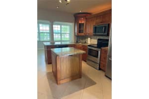 6805 NW 75th St, Tamarac, FL 33321, - MLS#A12007561