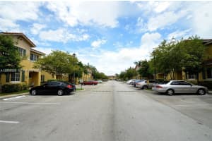 1984 Sw 60th Ave 1984, North Lauderdale