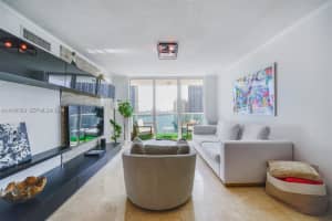 31 SE 5th St APT 3002, Miami, FL 33131, - MLS#A12007589
