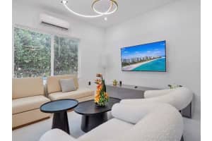 545 NW 52nd St, Miami, FL 33127, - MLS#A12007592
