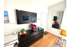 1007 Meridian Ave APT 12, Miami Beach, FL 33139, - MLS#A12007660