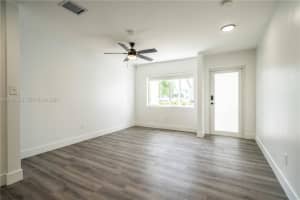 725 81st St #2, Miami Beach, FL 33141, - MLS#A12007668